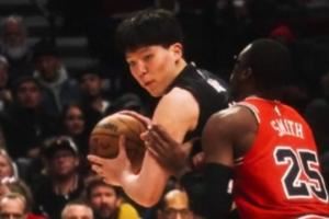 目光坚毅!对抗有力!开拓者官方晒杨瀚森背打慢动作技术细节🔥