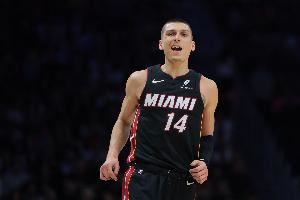 手术后预计缺席八周？希罗：我的恢复进度已经提前了