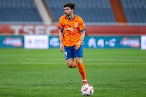 记者谈泰山奖金：扣税后，8万人民币应是主力正常的单场奖金收入