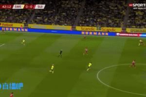 2亿双锋欲哭无泪！约克雷斯做球伊萨克奔袭送半空门，队友…解围